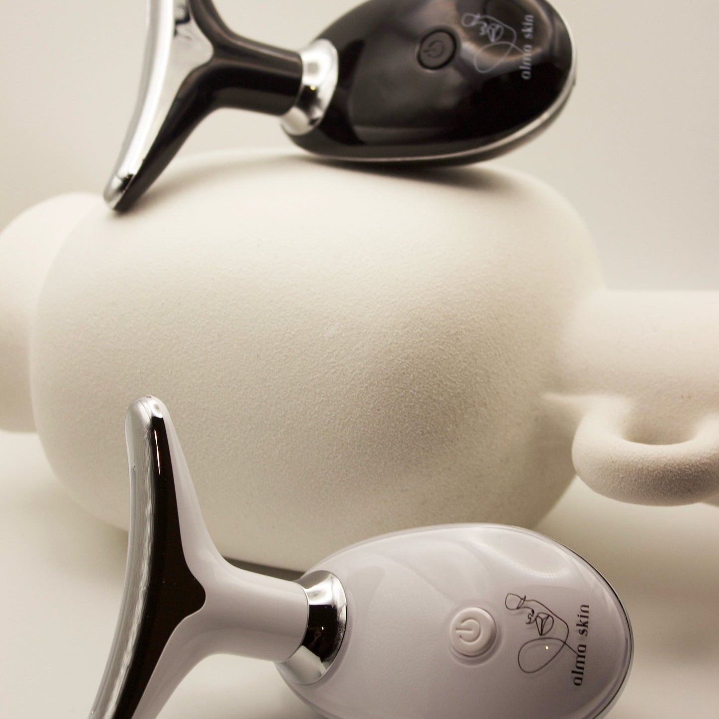 Dispositivo Definidor Facial AlmaSkin™ con Tecnología LED